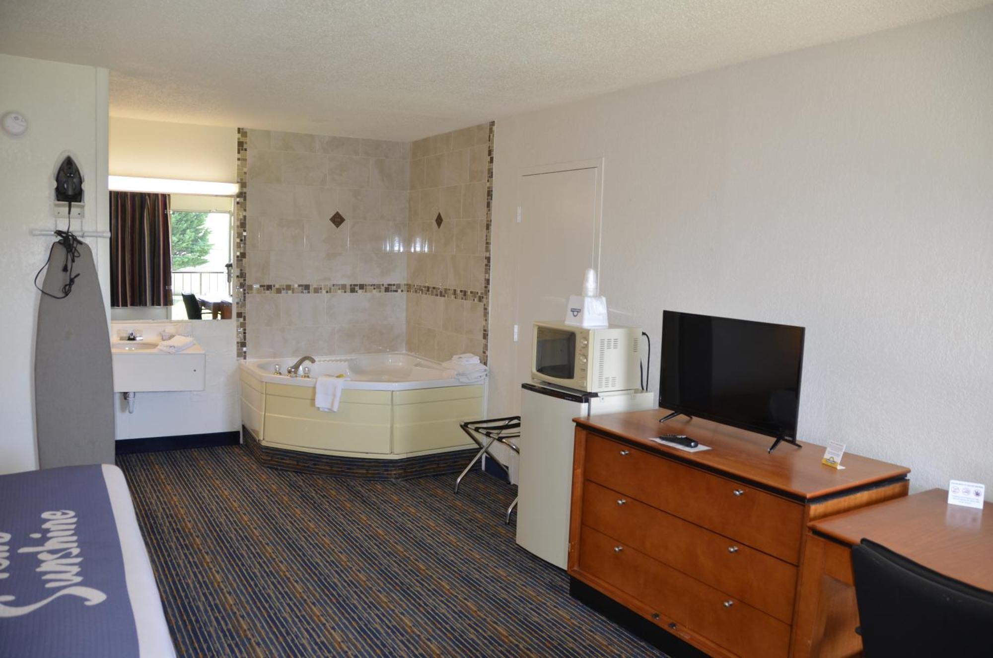 Days Inn By Wyndham Luray Shenandoah Kültér fotó