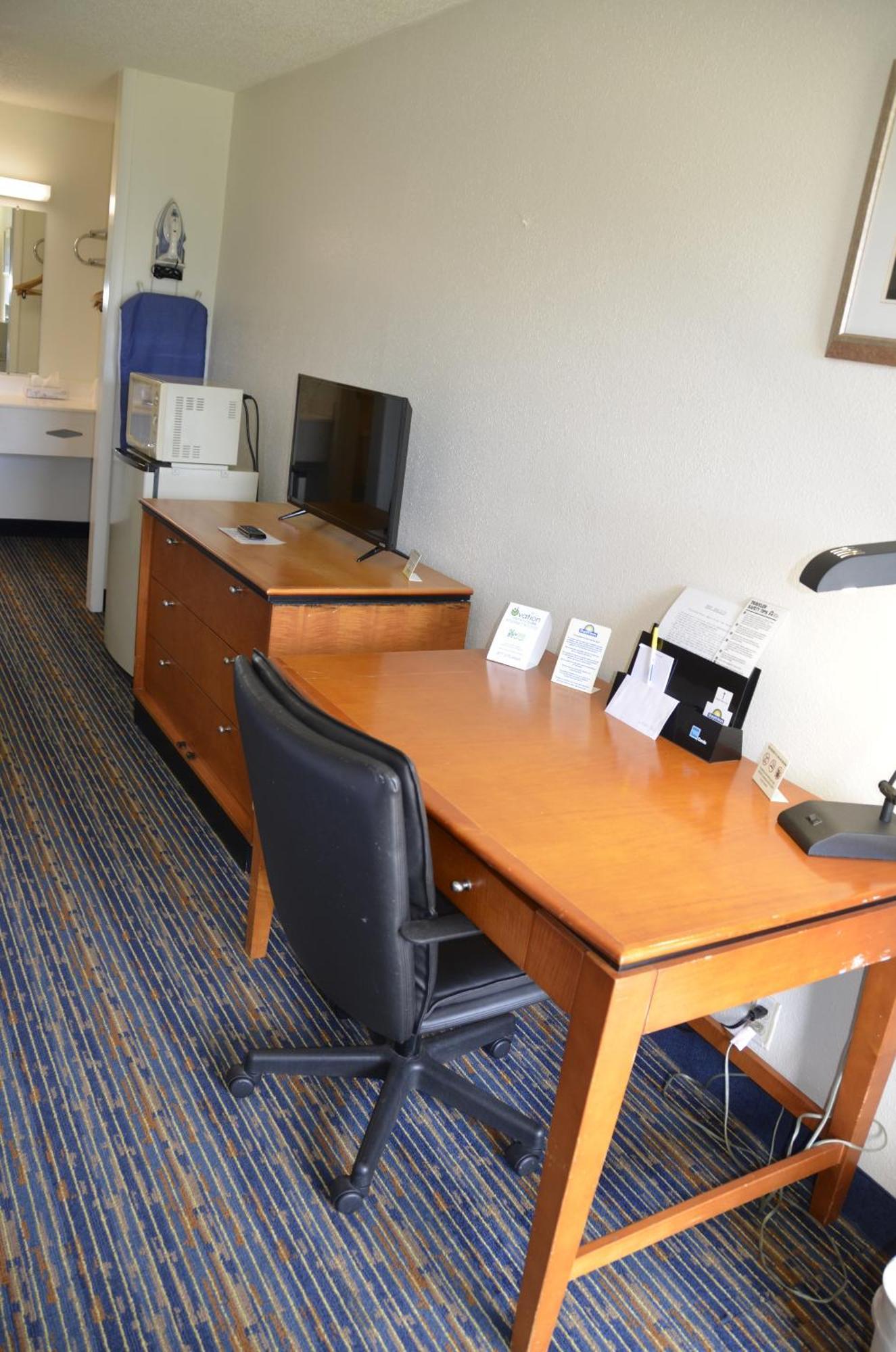 Days Inn By Wyndham Luray Shenandoah Kültér fotó